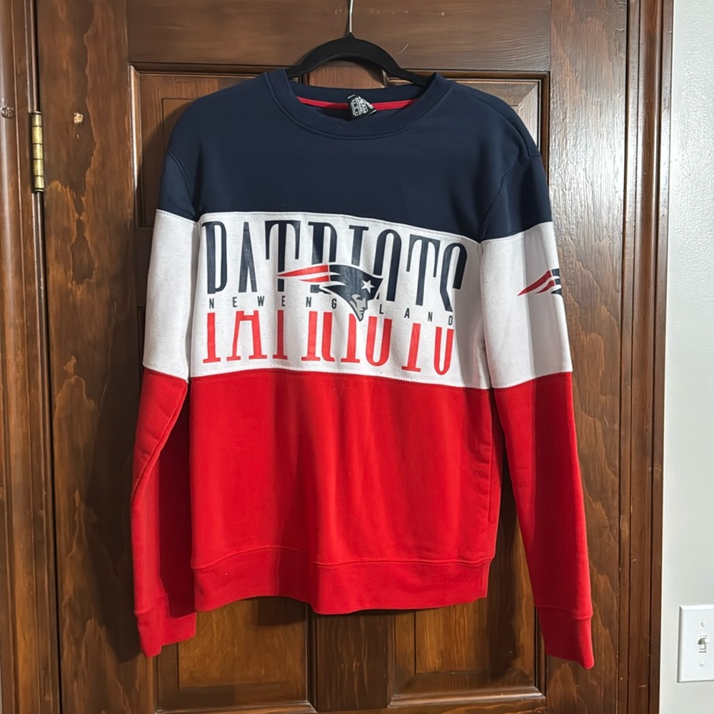 Men’s Patriot’s Sweatshirt